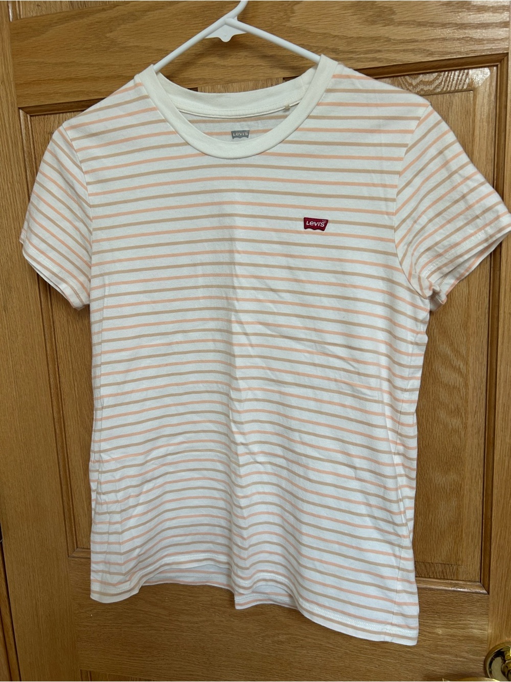 Levi's White & Peach Striped Short-Sleeve Tee